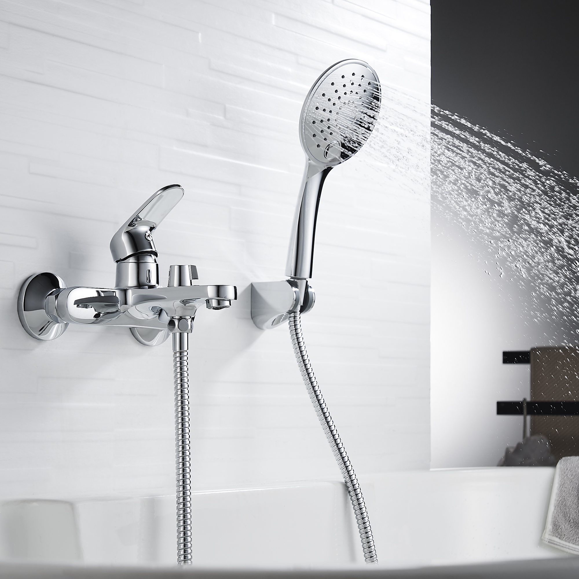 Смеситель Rossinka RS45-30 для ванны, хром